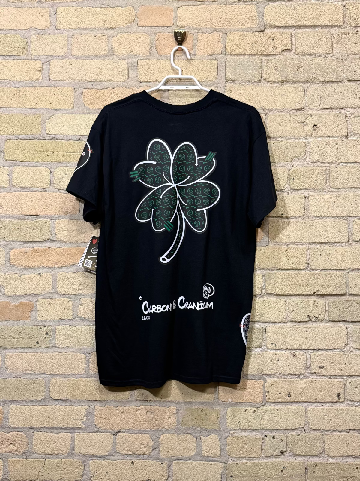 Emerald Green Skull with Lucky 4 Leaf Clover Back